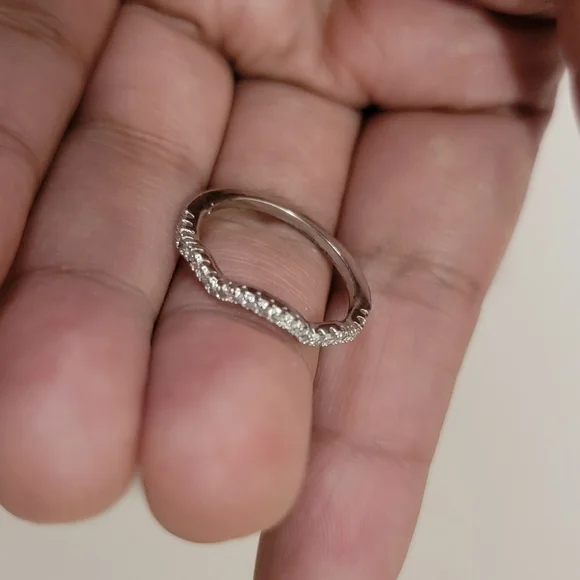 A set of beautiful rings ❤️ - Picture 4 of 6